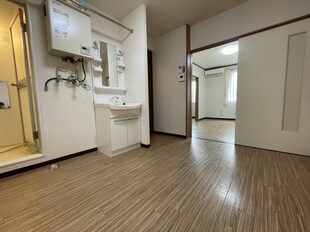 マンション三宅Ｂ棟の物件内観写真